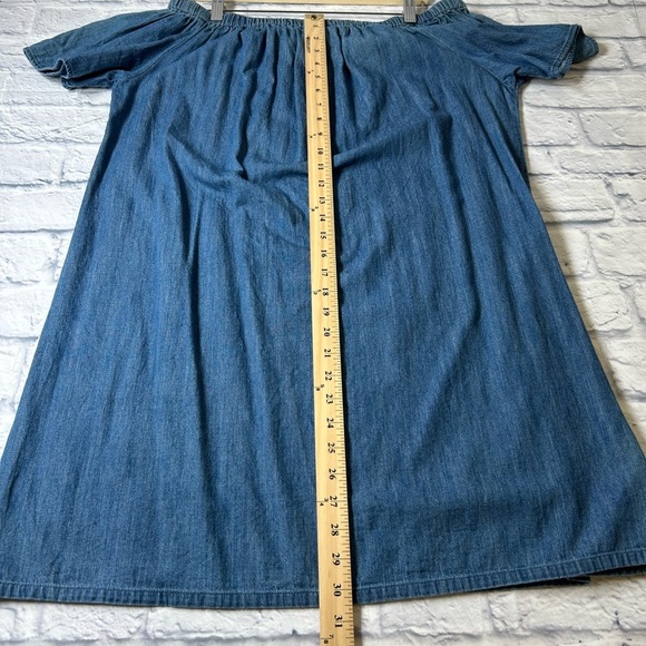Off-Shoulder Denim Dress. Size XL - Picture 6 of 8
